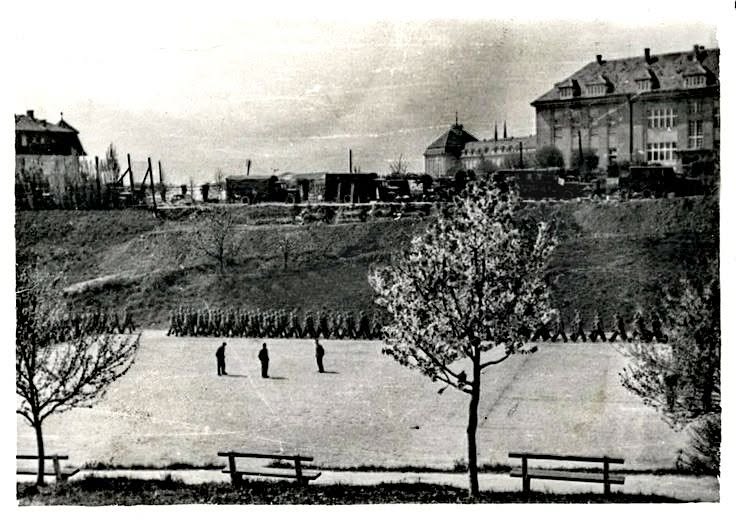 Voćarska cesta, egzercir nadbiskupske gimnazije, Šalata 1941. godine